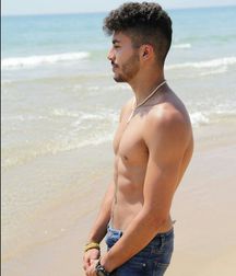 hallo boy 5c00593d3cc33.jpg