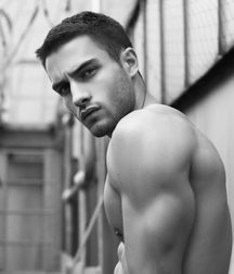 eros 02 top 5c0bd3e605cf9.jpg