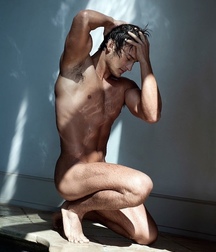 eros 02 top 5c0bd425d0854.jpg
