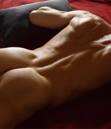 eros 02 top 5c0bd43ceb5f6.jpg