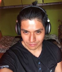 jeune homme 5c17dde824737.jpg