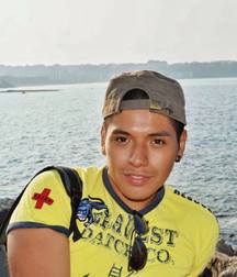 jeune homme 5c17ddf56627b.jpg