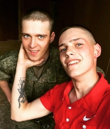 happy russian boys 5c4604fc642bf.jpg