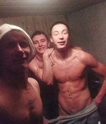 happy russian boys 5c4605008e92b.jpg