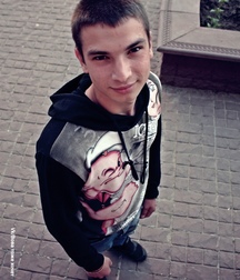 happy russian boys 5c46052d44ef7.jpg