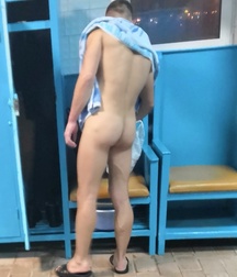 strange and sex 5c5716edba613.jpg