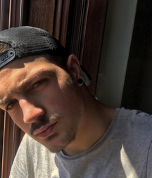 un ami de charles 5c5f1ade1715f.png