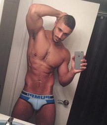 hommesssss 5c5f4b1e16d0f.jpg