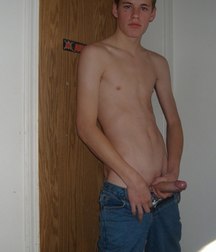 encore zizi 5c7c081d3d37e.jpg