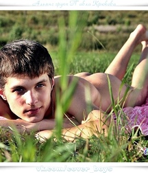 top boys 5c7d3639de28d.jpg