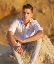 sexy boys 5c7d51ad58ff7.jpg