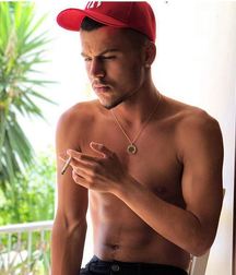 sexy boys 5c7d51b1740cd.jpg