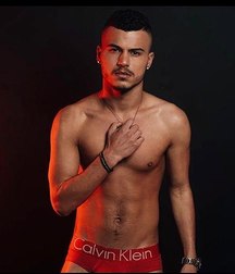 sexy boys 5c7d51b76c1f3.jpg