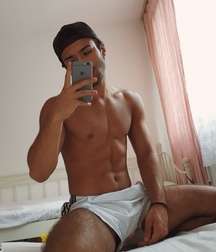 superboy 5c813f6a4c971.jpg