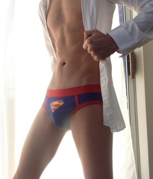 superboy 5c813fa12d4c7.jpg