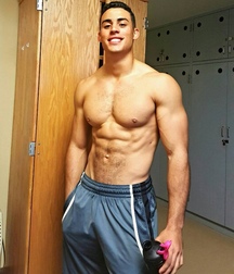 gay army 5c8158932c84f.jpg