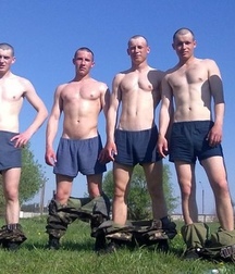 gay army 5c8158b7517e3.jpg