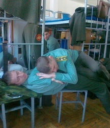 gay army 5c8158be0b0dc.jpg