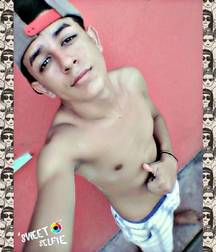 some nice boy 5ca0e4915e3e3.jpg