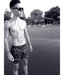 encore some boy 5ca0e4ddbe065.jpg