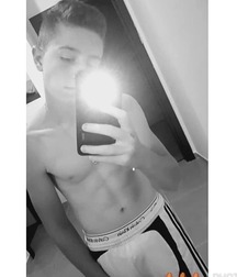 encore some boy 5ca0e4e4641d9.jpg