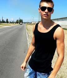 sexy four 5cb4978c518d6.jpg