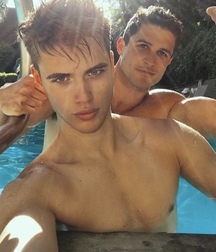 hommes 5cec08a7c8f92.jpg