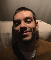 hommes 5cec08ba4d2e5.jpg