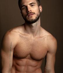 hommes 5dbb0d8f894ed.jpg