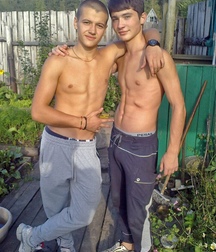 boy 001 5dbc6db1ba5c7.jpg