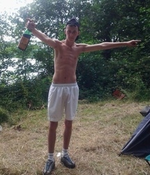 boy 004 5dbc9ff957504.jpg