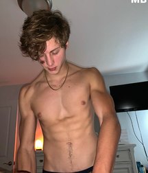 homoerotic 5dd1803755b29.jpg