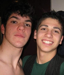 deices - cute boys 5e3c3aa8e3186.jpg
