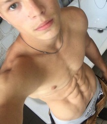 twinks porn branlette du matin