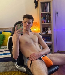 looking for a boys porn 5f32b3bc6f475.jpg