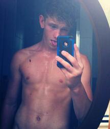 hommes and co. twinks gay porn 5f3bc94a6b43b.jpg