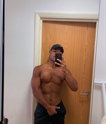 touche moi gay tube 5f5cef25a7f91.jpg