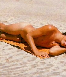 à la plage boys porn nude 5f8aa702d317f.jpg