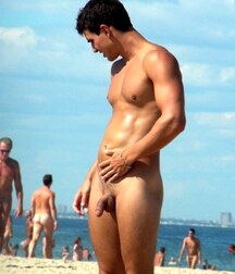à la plage boys porn nude 5f8aa794d0852.jpg
