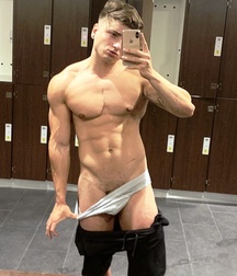 Sunday night happy gay tube 5f8ca5794bf13.jpg