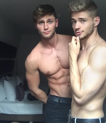 martin boys gay tube 5f8d8d31dea10.jpg
