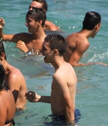 vacances gay tube 5f8ee8addae58.jpg