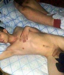 camarades twink gay tube 5f9300333a343.jpg
