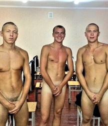 camarades twink gay tube 5f9300583e9c6.jpg