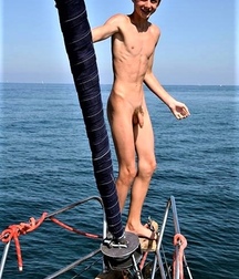 sexy boats gay tube 5f957c31e48da.jpg