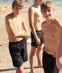 une belle equipe gay tube 5f983ea9b028e.jpg