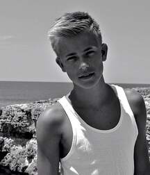 autumn sexy twinks gay porn 5f98919b4add9.jpg