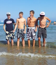 images sexy gay tube 5f9a8f2071be9.jpg