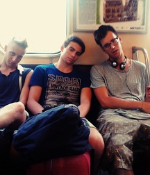 samedi d'octobre gay tube 5f9d82285171c.jpg