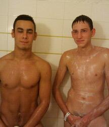 coucher avec branlette gay tube 5f9f2f9ecc97f.jpg
